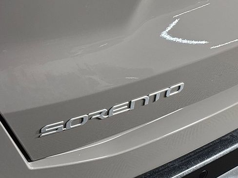 Used 2024 Kia Sorento SX Prestige image 25