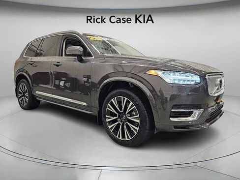 Used 2023 Volvo XC90 T8 Plus w/ Protection Package Premier image 9