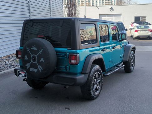 Used 2020 Jeep Wrangler Unlimited Sport S image 3