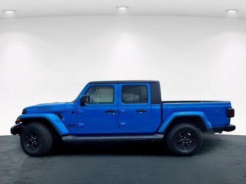 Used 2021 Jeep Gladiator Sport AWD/4WD image 10