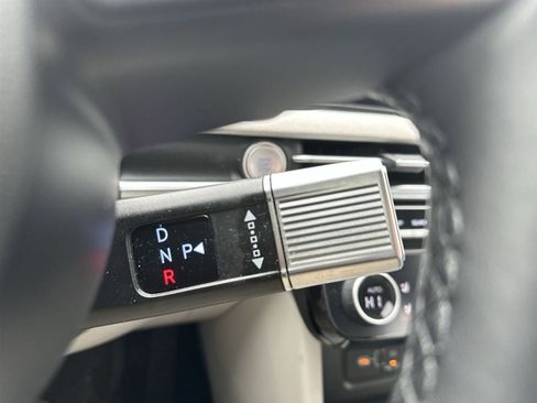 Used 2025 Hyundai Tucson Limited image 19