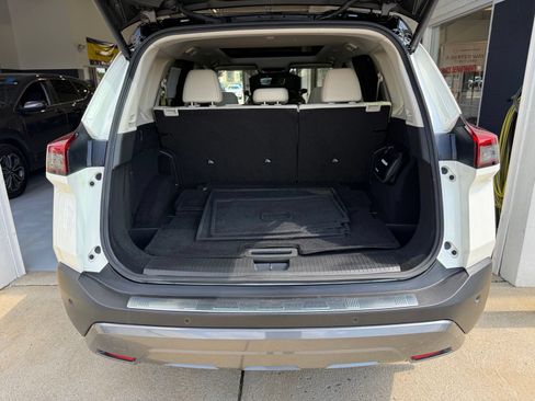 Used 2023 Nissan Rogue SL w/ SL Premium Package AWD/4WD image 45