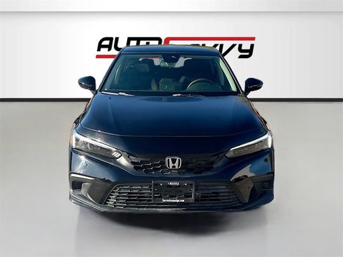 Used 2023 Honda Civic LX image 2