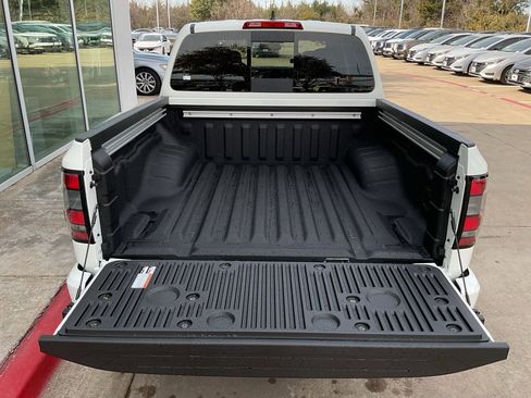 New 2026 Nissan Frontier SV image 18