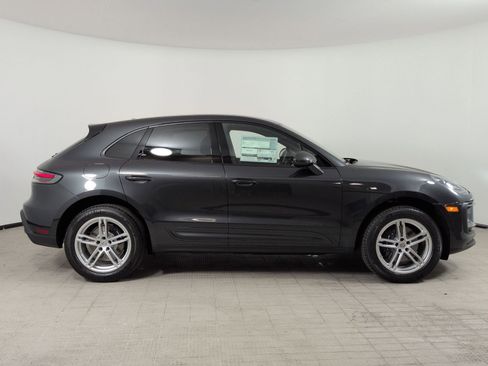 New 2026 Porsche Macan AWD/4WD image 8