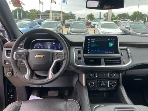 Certified 2022 Chevrolet Suburban Premier image 23