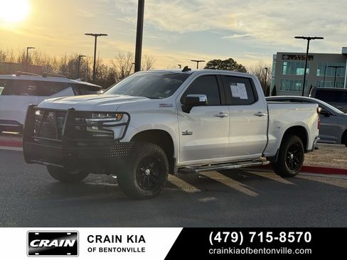 Used 2019 Chevrolet Silverado 1500 LT w/ Texas Edition image 3