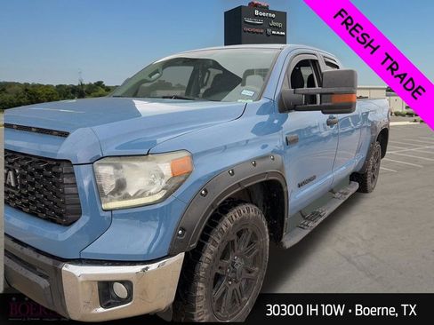 Used 2020 Toyota Tundra SR5 w/ SR5 Upgrade Package RWD image 4