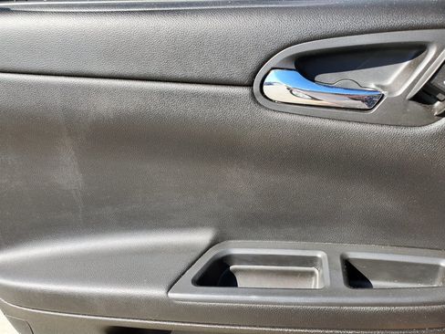 Used 2014 Chevrolet Impala LT image 22