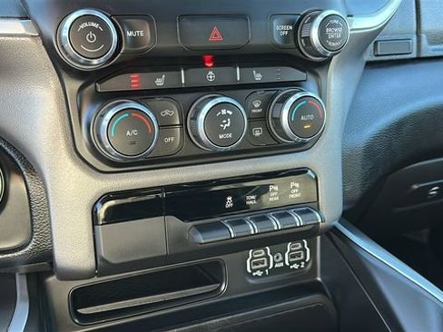 Used 2022 RAM 1500 Big Horn image 16