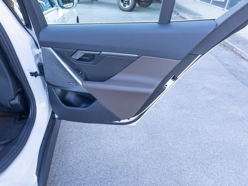 New 2025 BMW 530i xDrive 530i xDrive image 18