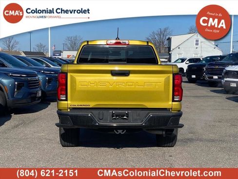 Used 2023 Chevrolet Colorado Z71 w/ Z71 Convenience Package 2 image 4