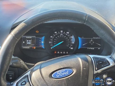 Certified 2022 Ford Edge SEL w/ Convenience Package AWD/4WD image 13