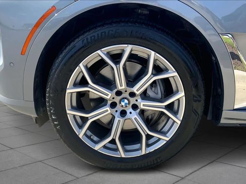 Used 2024 BMW X7 xDrive40i image 10