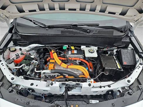 New 2027 Chevrolet Bolt LT FWD image 17