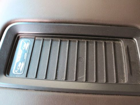 Used 2017 Chevrolet Tahoe LT w/ LT Signature Package image 59