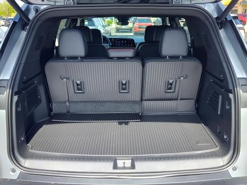 New 2026 Chevrolet Traverse Z71 w/ Driver Confidence Package image 8