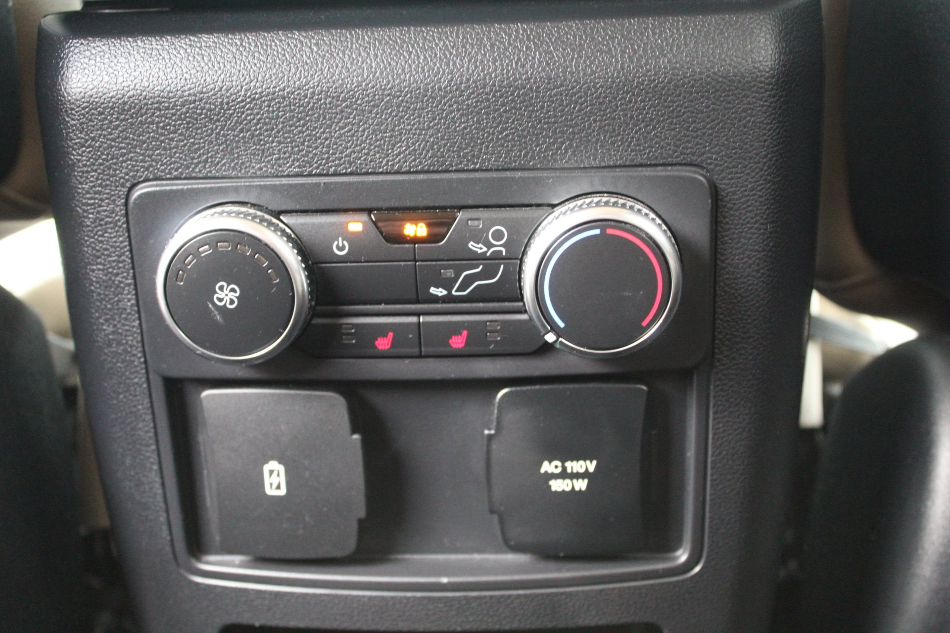 Used 2020 Ford Explorer Limited AWD/4WD image 31