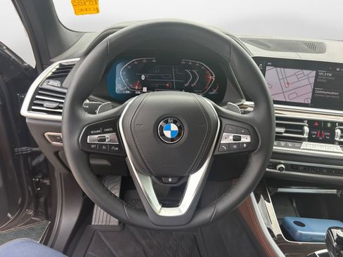 Used 2023 BMW X5 sDrive40i w/ Premium Package RWD image 10