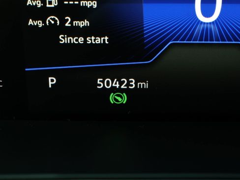 Used 2024 Volkswagen Taos SE image 5