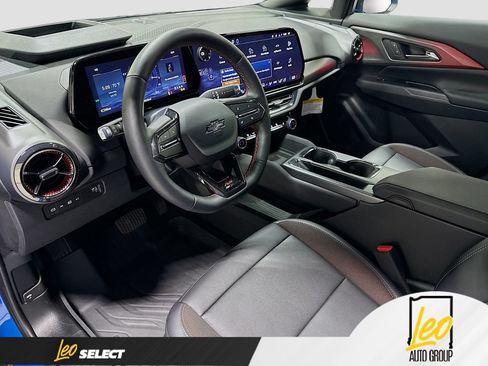 Used 2026 Chevrolet Equinox EV RS w/ Convenience Package II AWD/4WD image 11