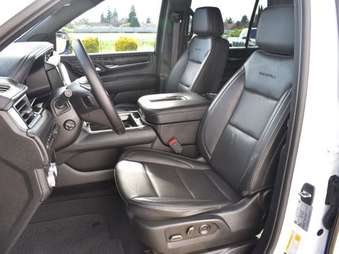 Used 2023 GMC Yukon Denali image 21