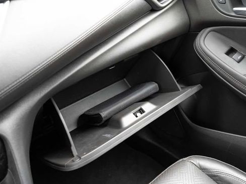 Used 2021 Buick Encore GX Essence w/ Advanced Technology Package image 19