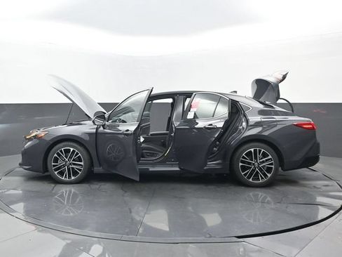 New 2026 Toyota Camry XLE FWD image 28