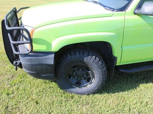 Used 2007 Chevrolet Silverado 2500 LT w/ Heavy-Duty Power Package image 10