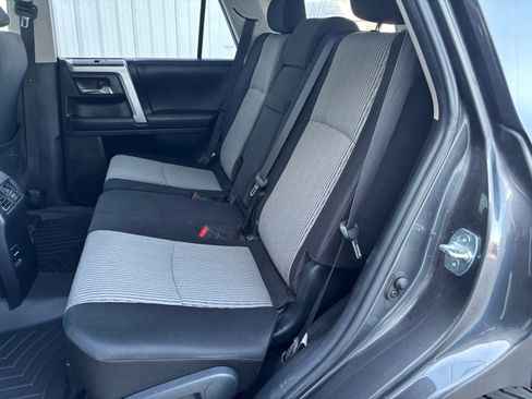 Used 2017 Toyota 4Runner image 30