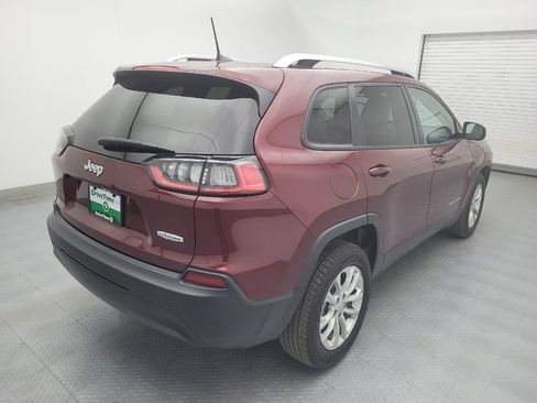Used 2021 Jeep Cherokee Latitude w/ Mobile Office Group FWD image 9