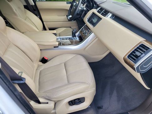Used 2016 Land Rover Range Rover Sport SE AWD/4WD image 16