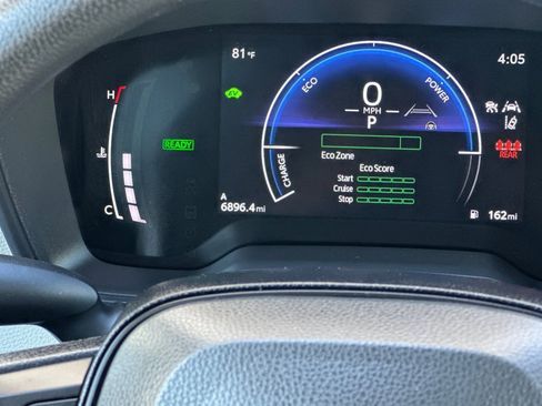 Used 2026 Toyota Corolla LE image 25