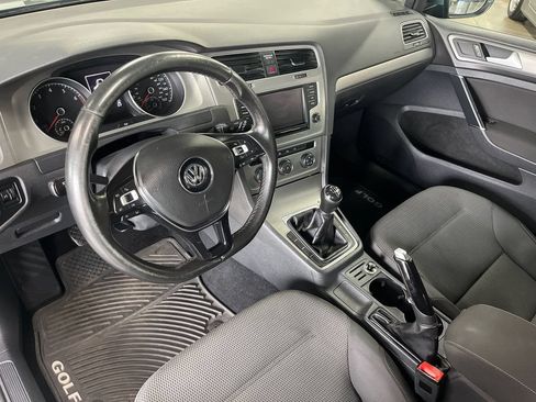 Used 2016 Volkswagen Golf S FWD image 33