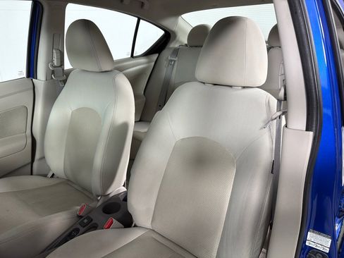 Used 2015 Nissan Versa SL image 13