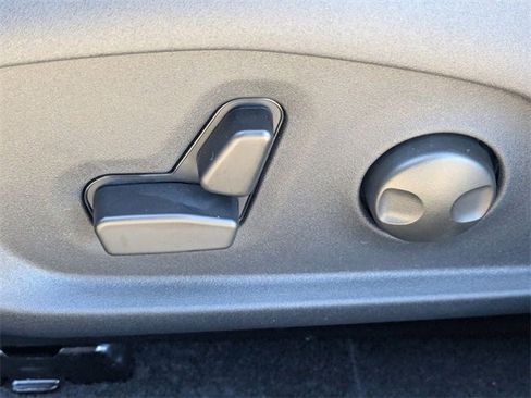 New 2026 Jeep Compass Latitude image 15