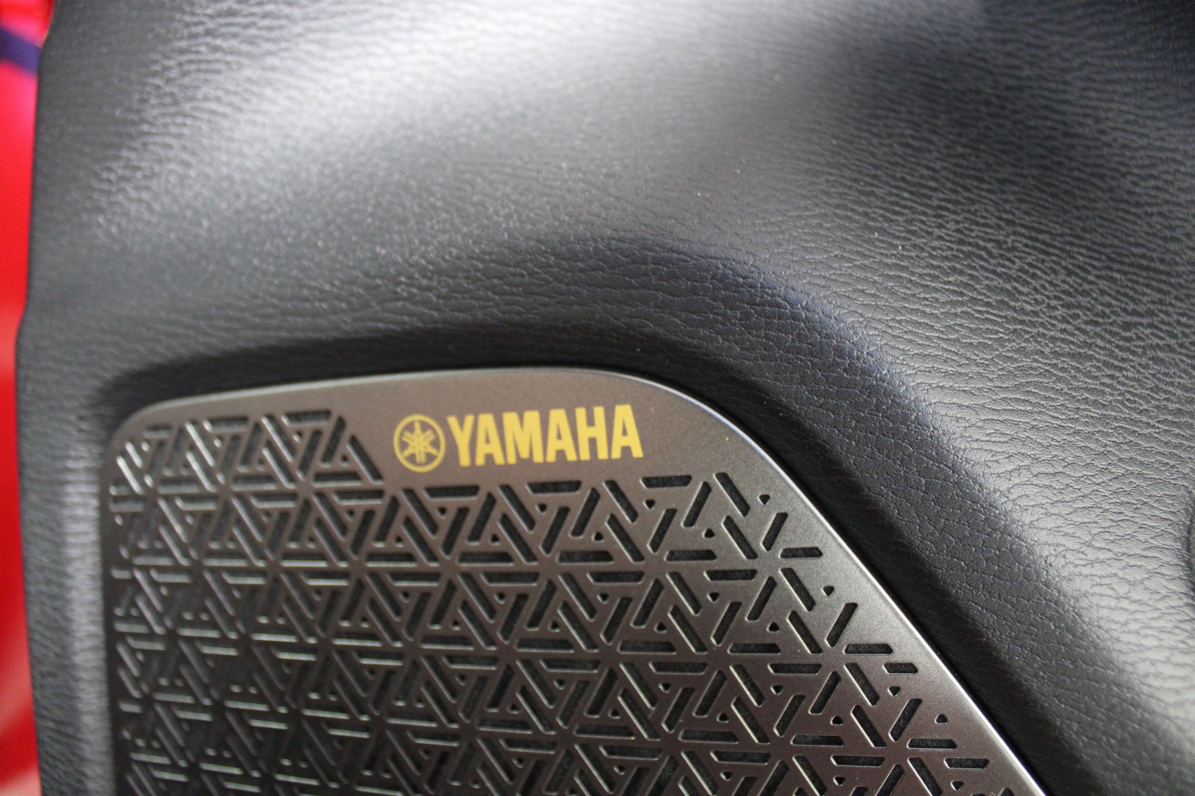 Used 2025 Mitsubishi Outlander AWD image 38