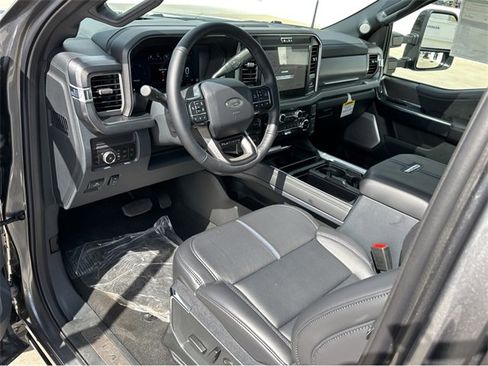 New 2025 Ford F250 Platinum image 7