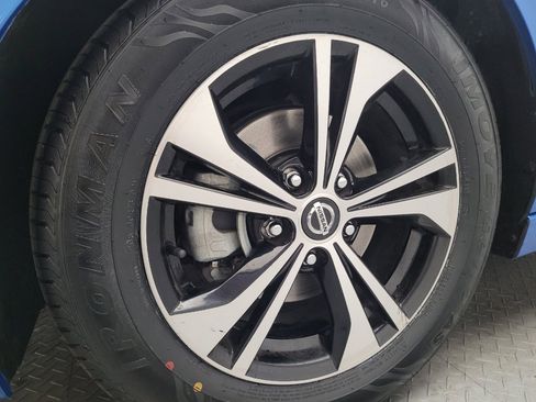 Used 2023 Nissan Sentra SV FWD image 31