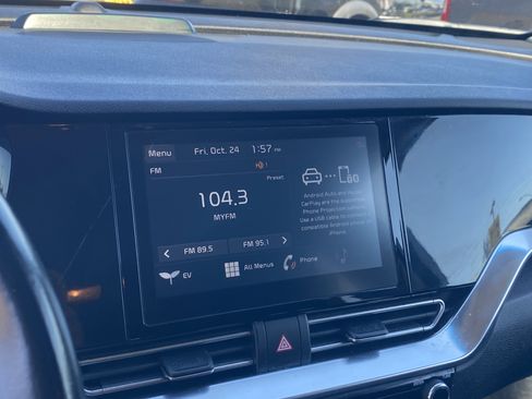 Used 2020 Kia Niro EX image 21