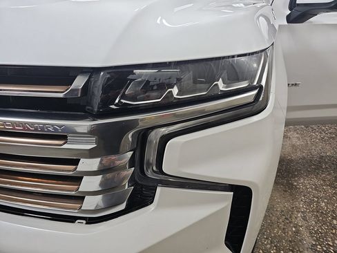 Used 2024 Chevrolet Tahoe High Country AWD/4WD image 39