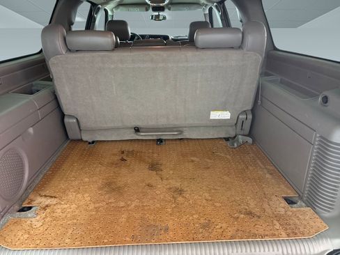 Used 2003 GMC Yukon XL SLT w/ 1SC Preferred Equipment Group image 26