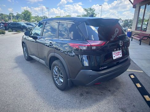Used 2021 Nissan Rogue S FWD image 8