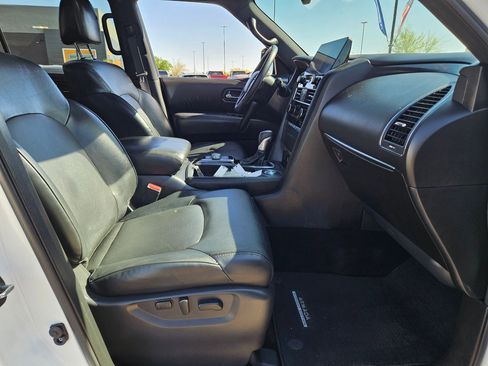 Used 2023 Nissan Armada SL w/ Midnight Edition Package RWD image 27