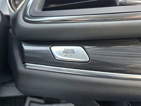 Used 2020 Buick Enclave Essence w/ Sport Touring Edition image 33