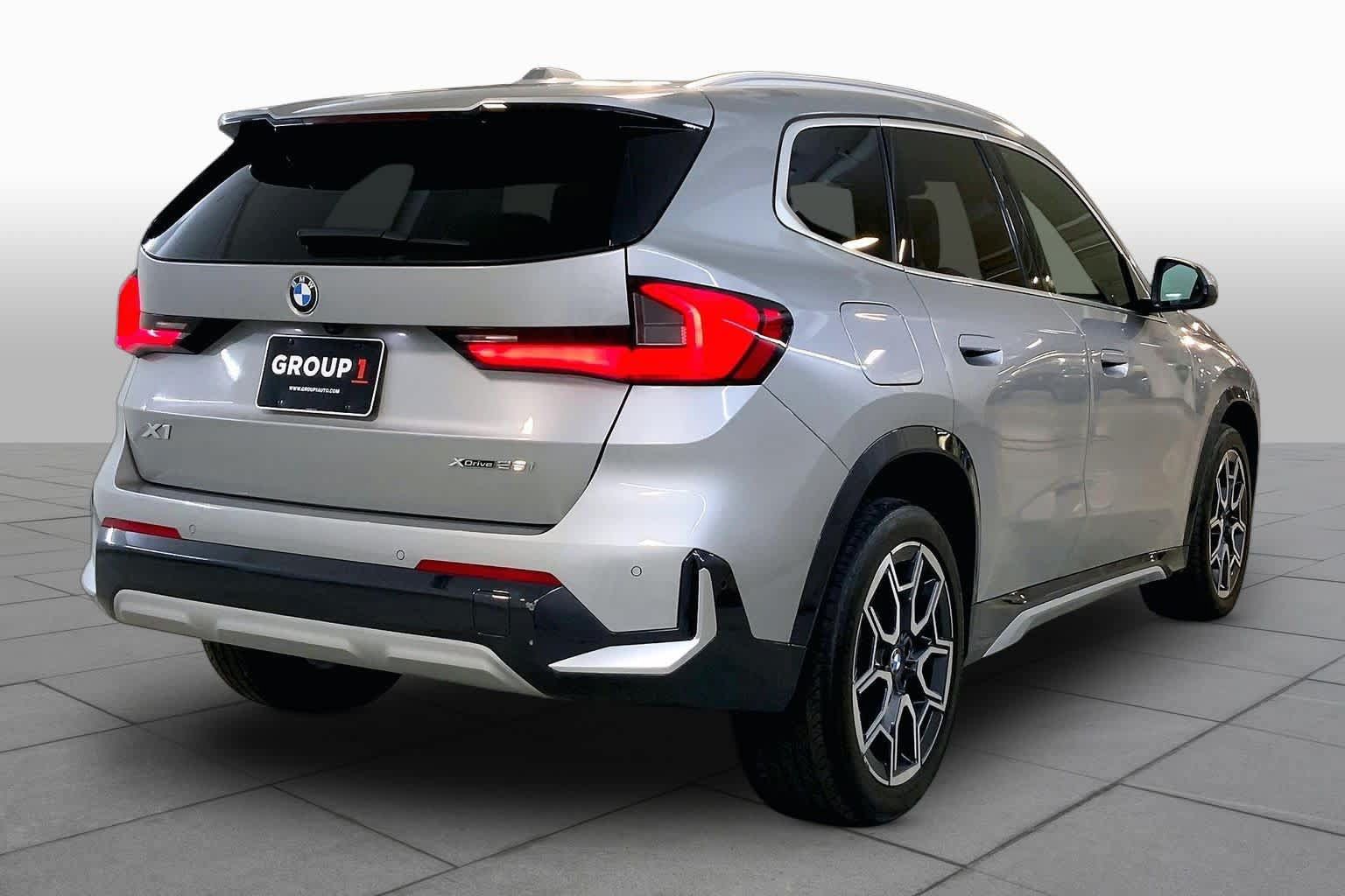 Used 2025 BMW X1 xDrive28i w/ Premium Package AWD/4WD image 12