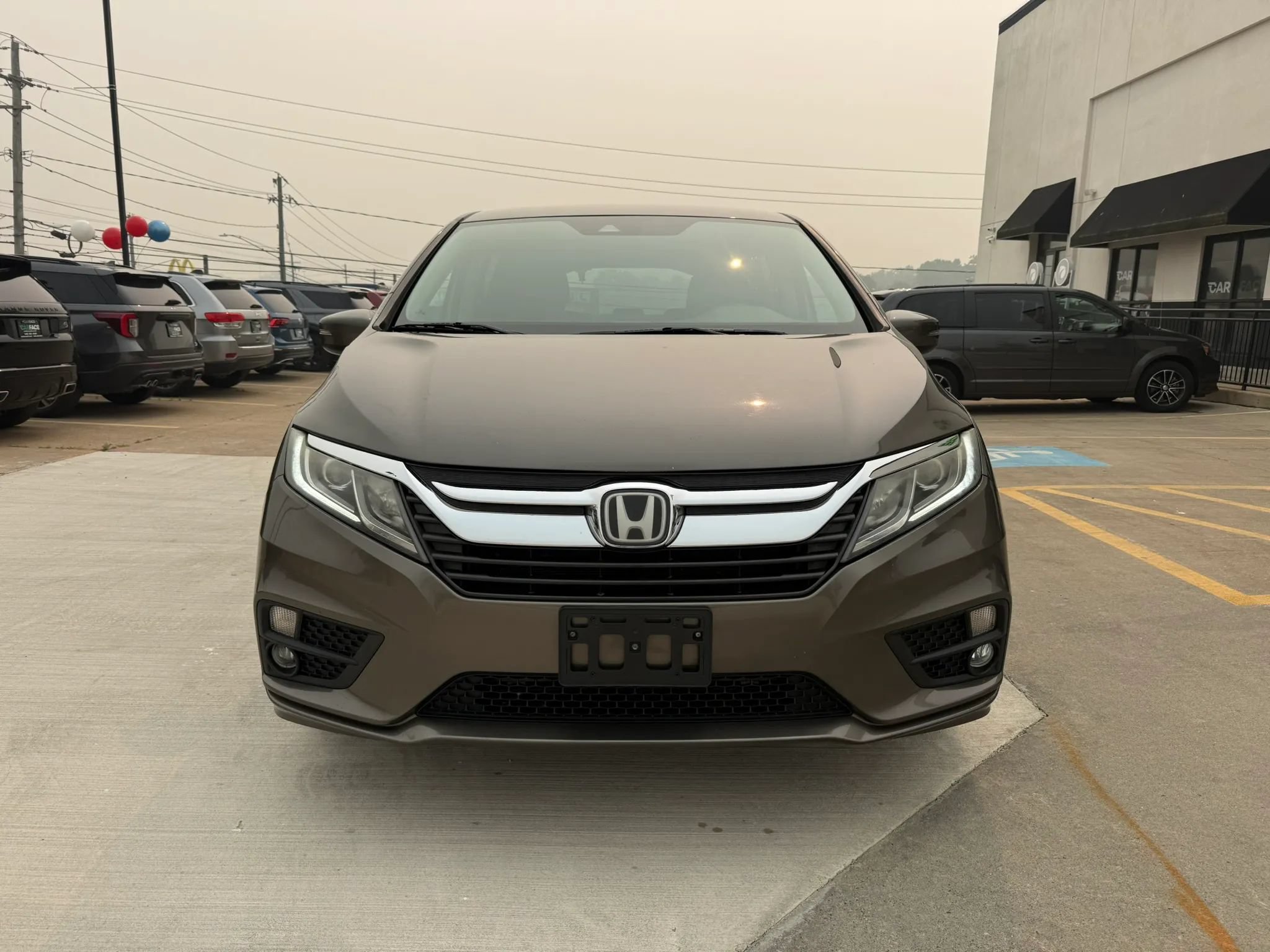 Used 2018 Honda Odyssey EX image 4