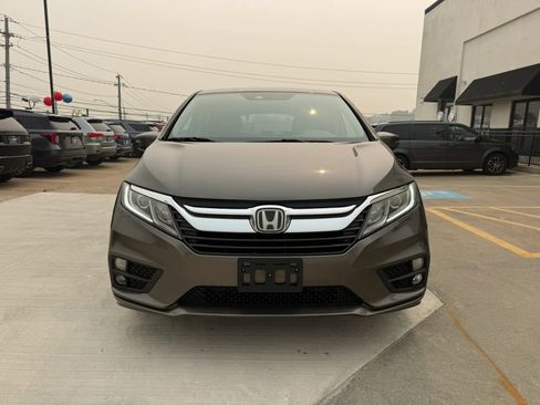 Used 2018 Honda Odyssey EX image 4