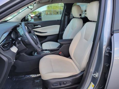 Used 2023 Buick Encore GX Preferred w/ Cold Weather Comfort Package FWD image 7