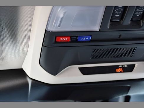 Certified 2026 Subaru Crosstrek 2.5i Premium AWD/4WD image 36